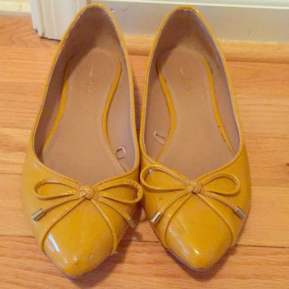 Yellow flats